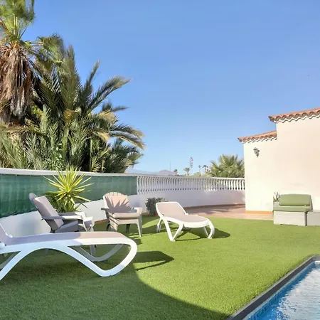 Villa Amarilla Golf
