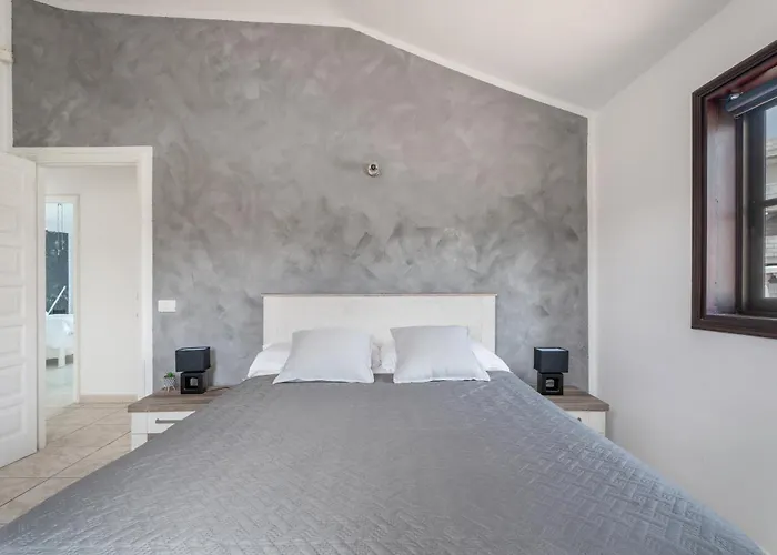 Amarilla Golf Villa *