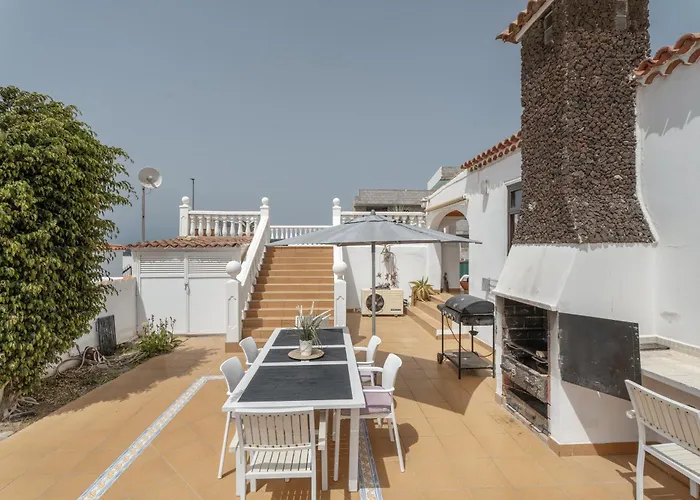 Amarilla Golf Villa *