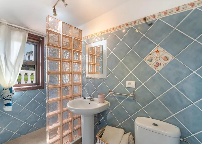 Amarilla Golf Villa *